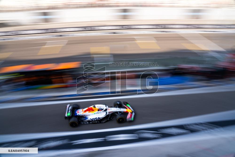 F1 Abu Dhabi Grand Prix - Practice Day