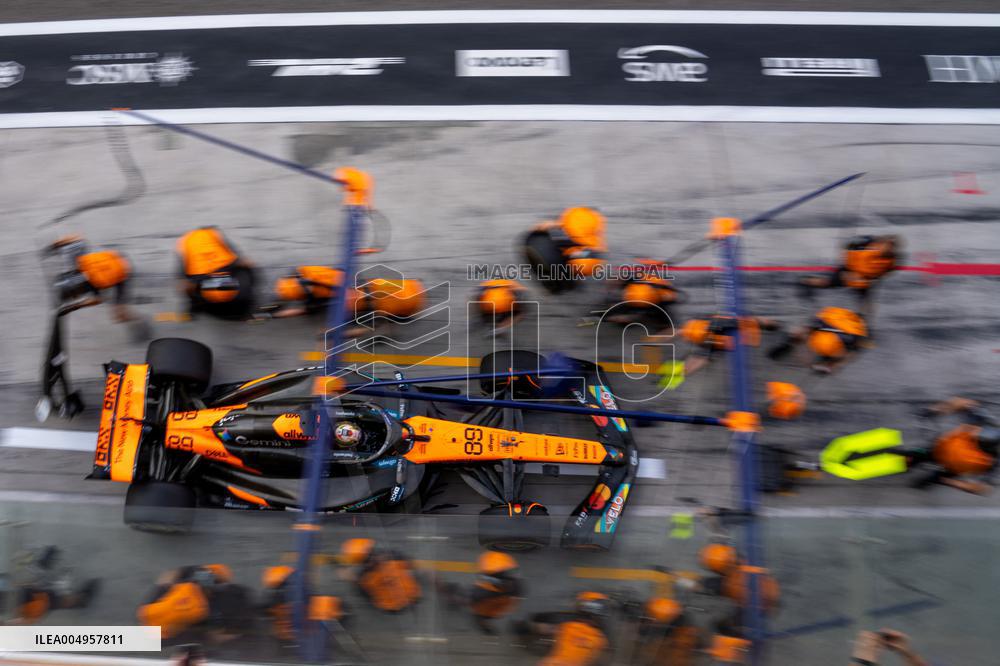 F1 Abu Dhabi Grand Prix - Practice Day