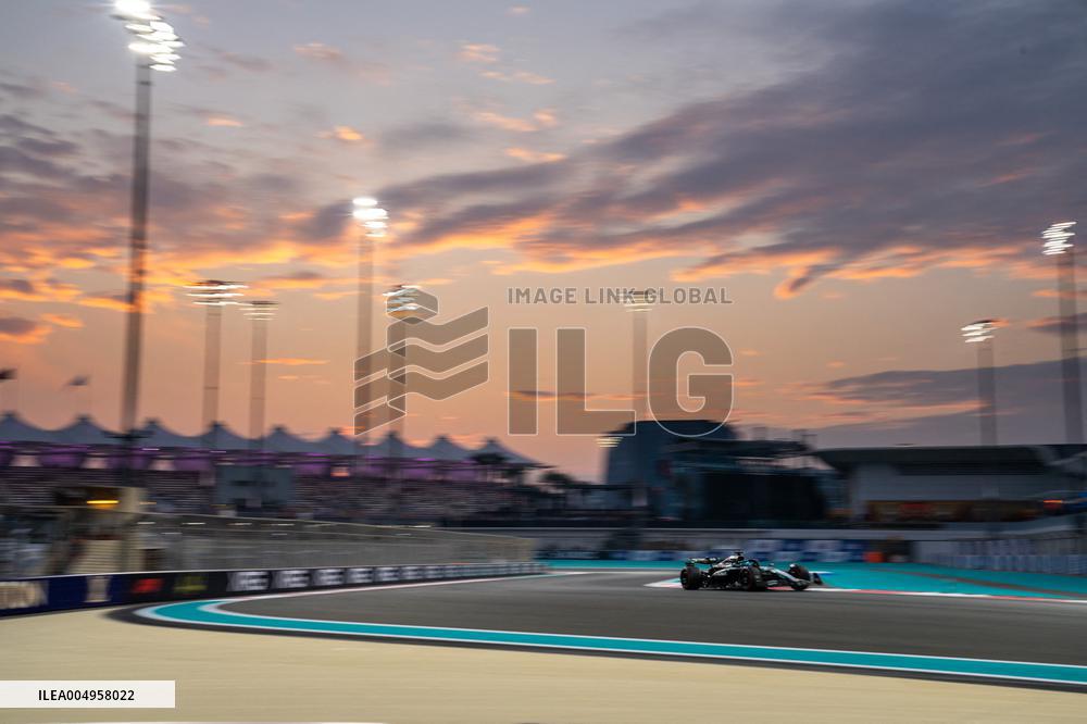 F1 Abu Dhabi Grand Prix - Practice Day