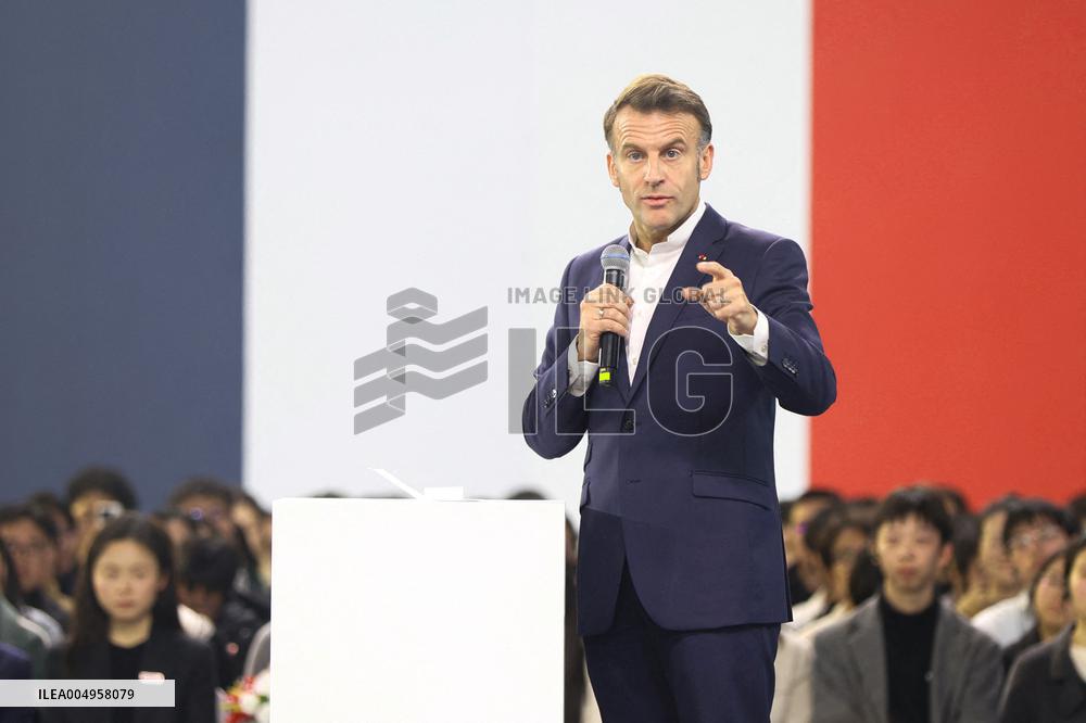 Macron Visits Sichuan University - China