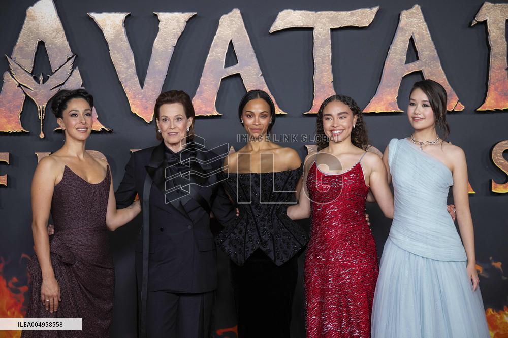 « Avatar: Fire And Ash » European Premiere - Paris