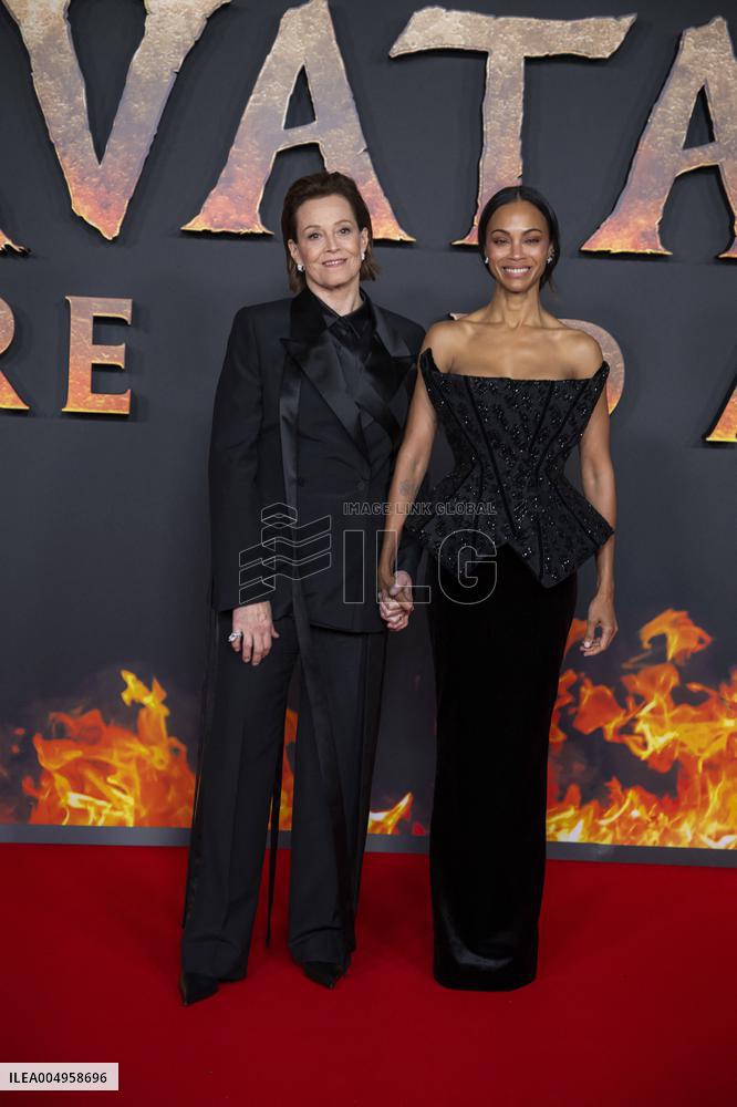 « Avatar: Fire And Ash » European Premiere - Paris