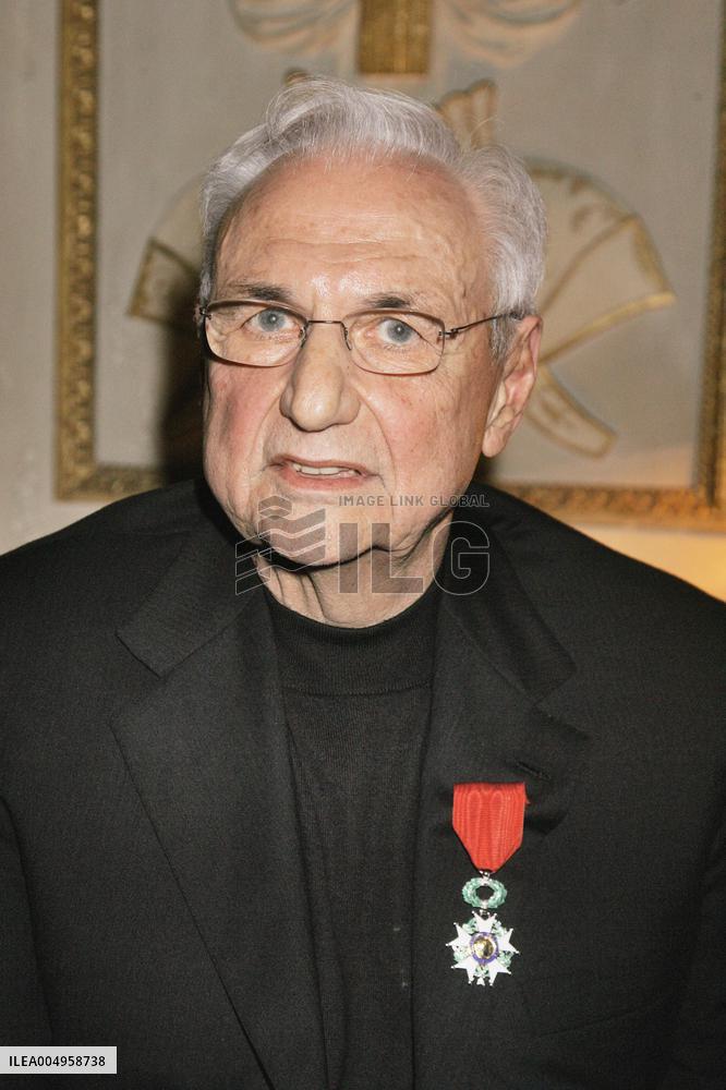 Frank Gehry knighted with the French Legion of Honor - Paris