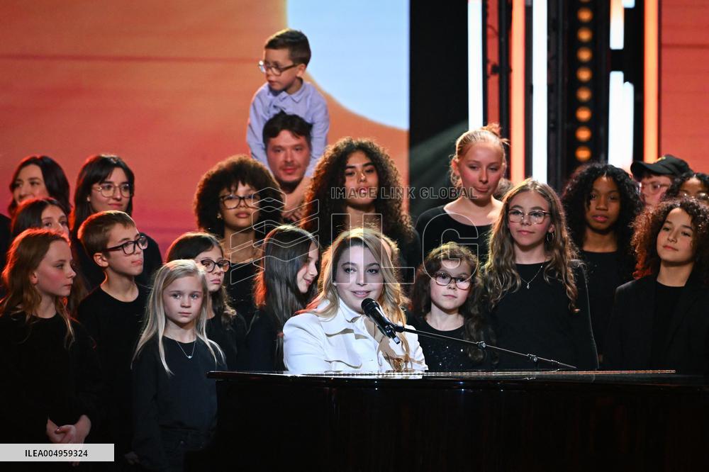 The Telethon show in Paris FA