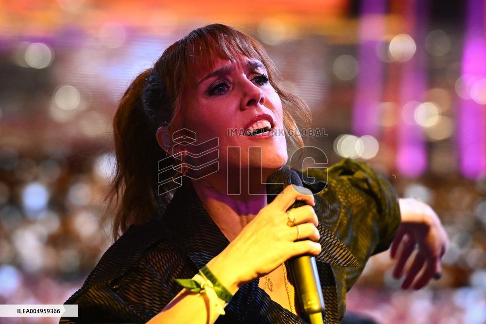 The Telethon show in Paris FA