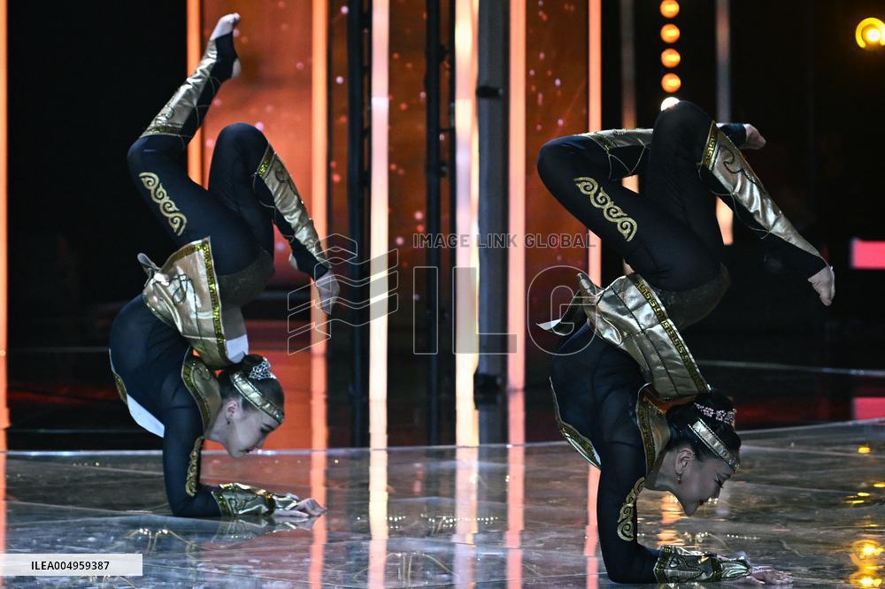 The Telethon show in Paris FA