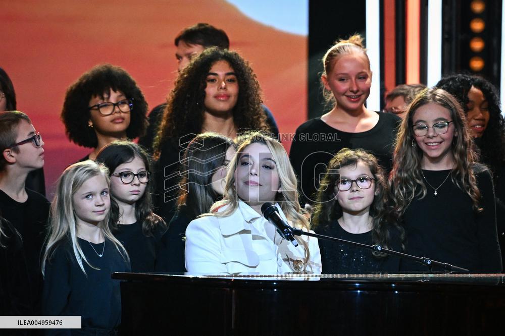 The Telethon show in Paris FA