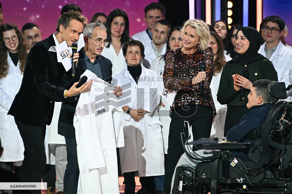 The Telethon show in Paris FA