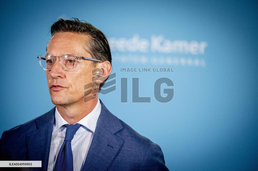 Informateur Sybrand Buma Continues To Speak With Party Leaders - The Hague