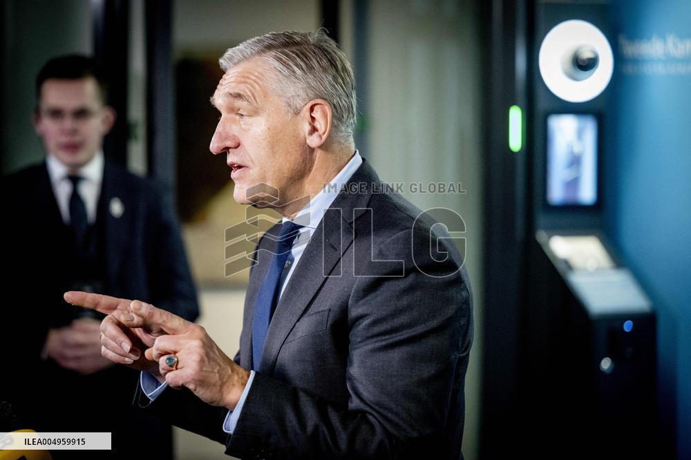 Informateur Sybrand Buma Continues To Speak With Party Leaders - The Hague