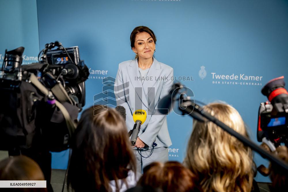 Informateur Sybrand Buma Continues To Speak With Party Leaders - The Hague