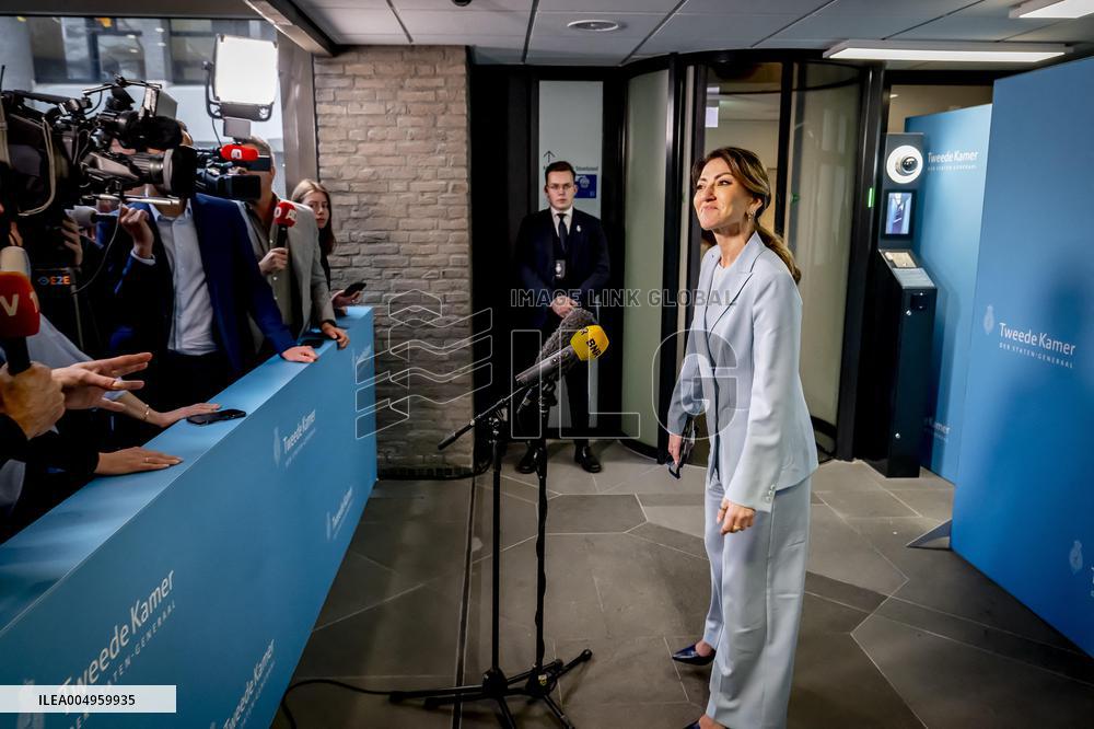 Informateur Sybrand Buma Continues To Speak With Party Leaders - The Hague