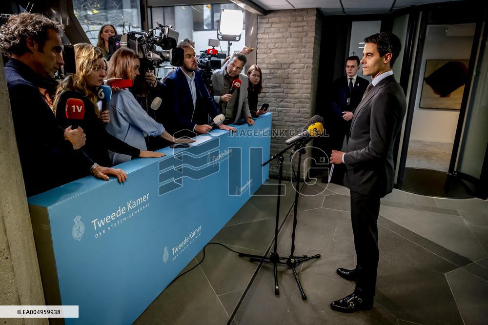 Informateur Sybrand Buma Continues To Speak With Party Leaders - The Hague