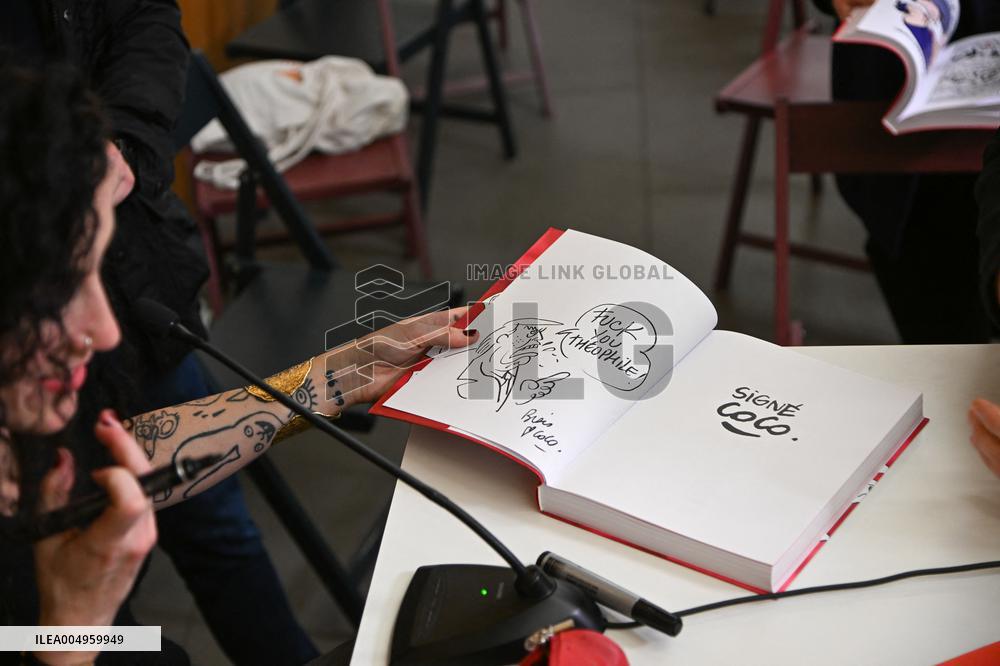 The illustrator Coco Signs Her New Book - Paris