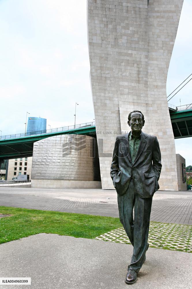 Illustration - Guggenheim Museum - Spain