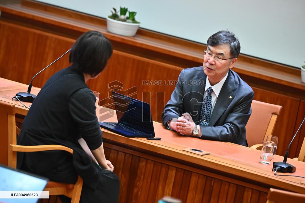 PRESS CONFERENCE WITH THE NOBEL PRIZE LAUREATES IN PHYSIOLOGY OR MEDICINE