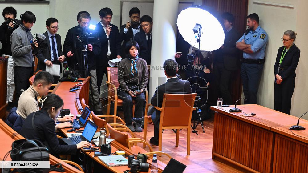 PRESS CONFERENCE WITH THE NOBEL PRIZE LAUREATES IN PHYSIOLOGY OR MEDICINE