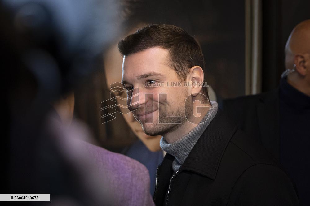 Jordan Bardella Book Signing - Escaudœuvres