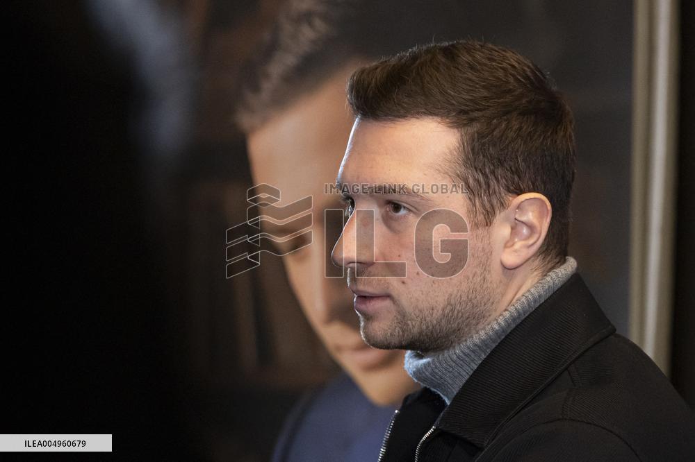 Jordan Bardella Book Signing - Escaudœuvres