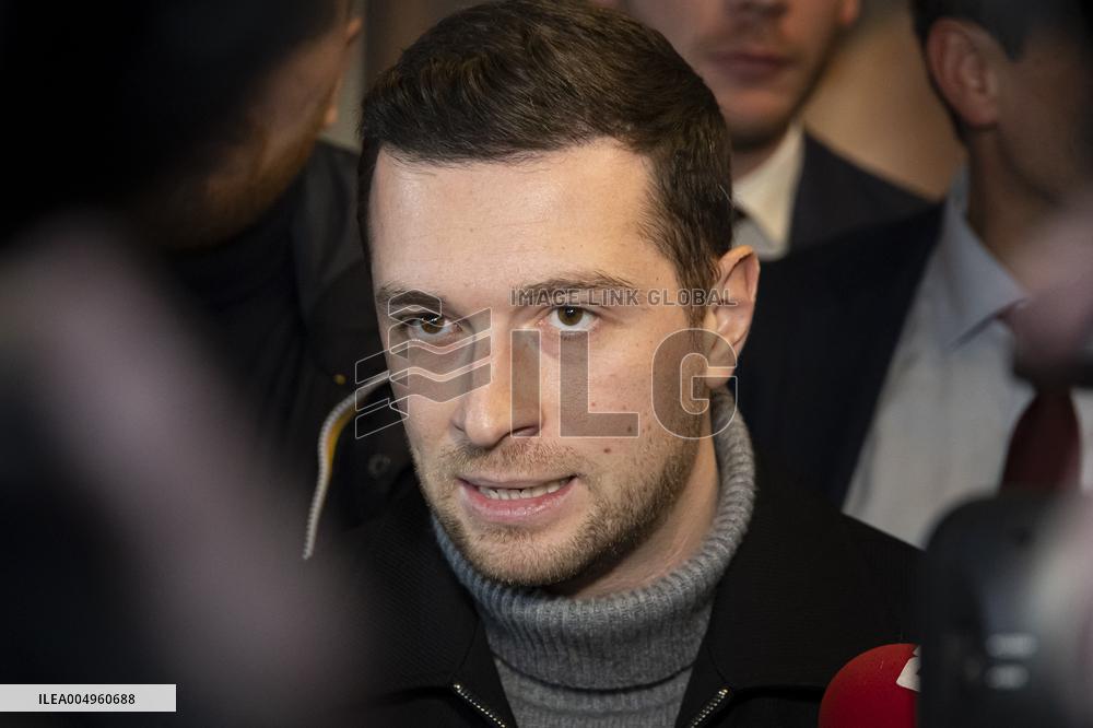 Jordan Bardella Book Signing - Escaudœuvres