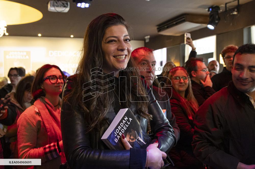 Jordan Bardella Book Signing - Escaudœuvres