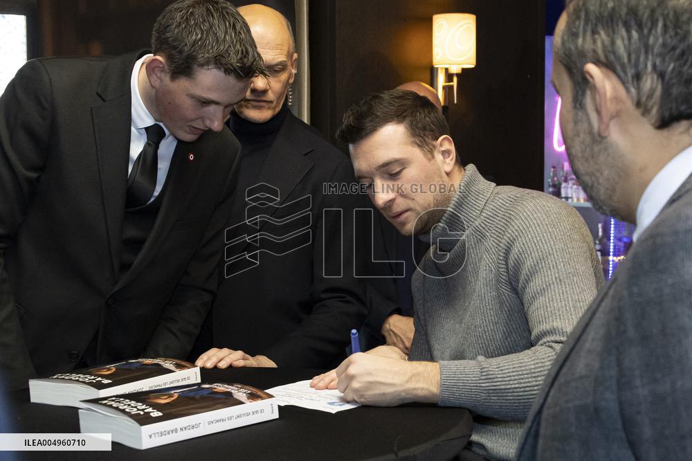Jordan Bardella Book Signing - Escaudœuvres