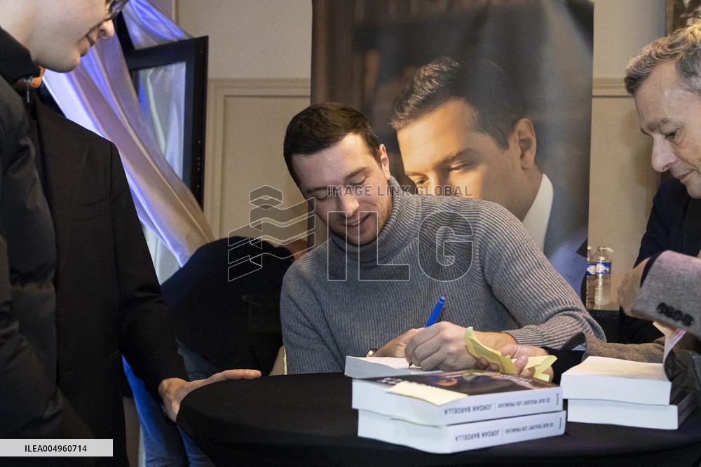 Jordan Bardella Book Signing - Escaudœuvres