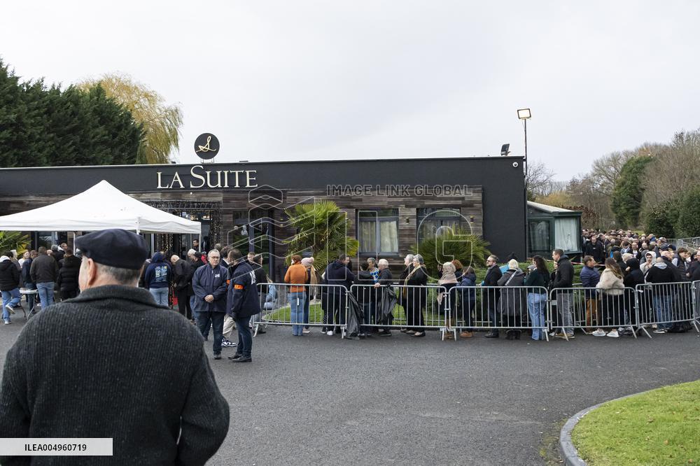 Jordan Bardella Book Signing - Escaudœuvres