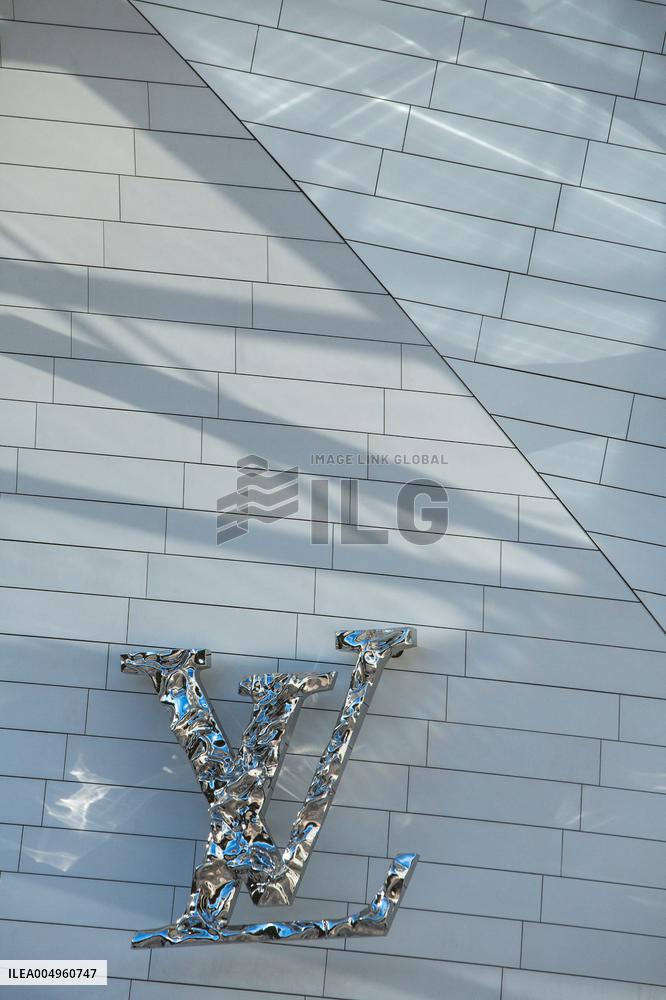 Foundation Louis Vuitton - Paris