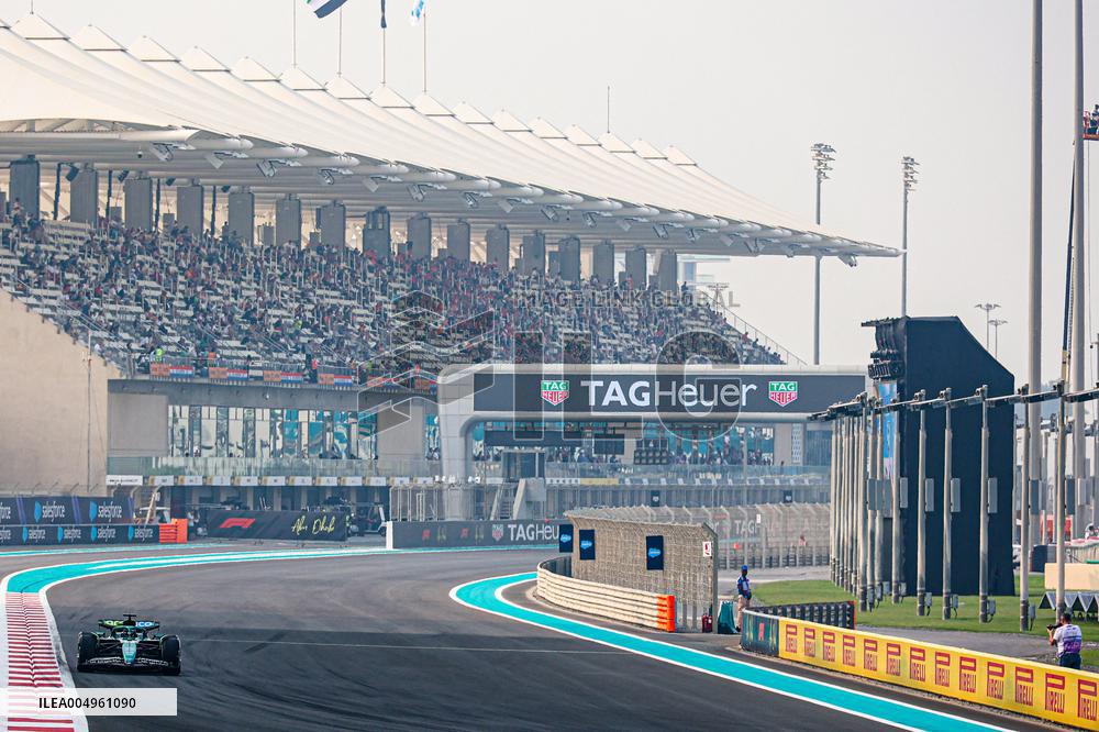 MOTORI - Formula 1 - Etihad Airways Abu Dhabi Grand Prix 2025 - Qualifying session