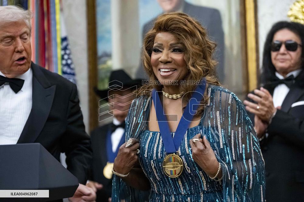 President Donald Trump Awards 2025 Kennedy Center Honorees With Medallions