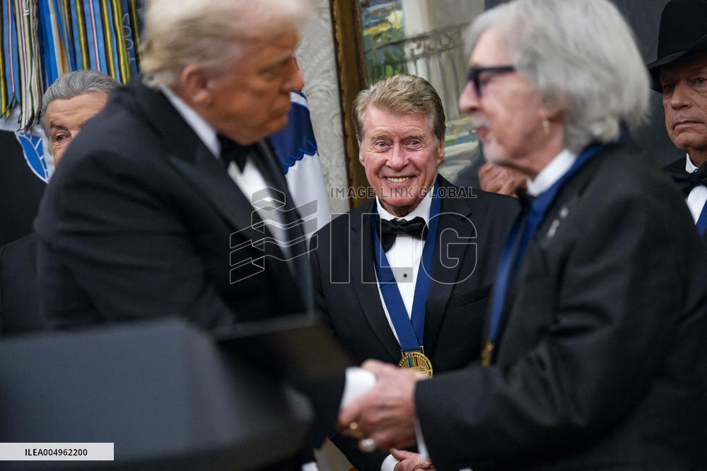 President Donald Trump Awards 2025 Kennedy Center Honorees With Medallions