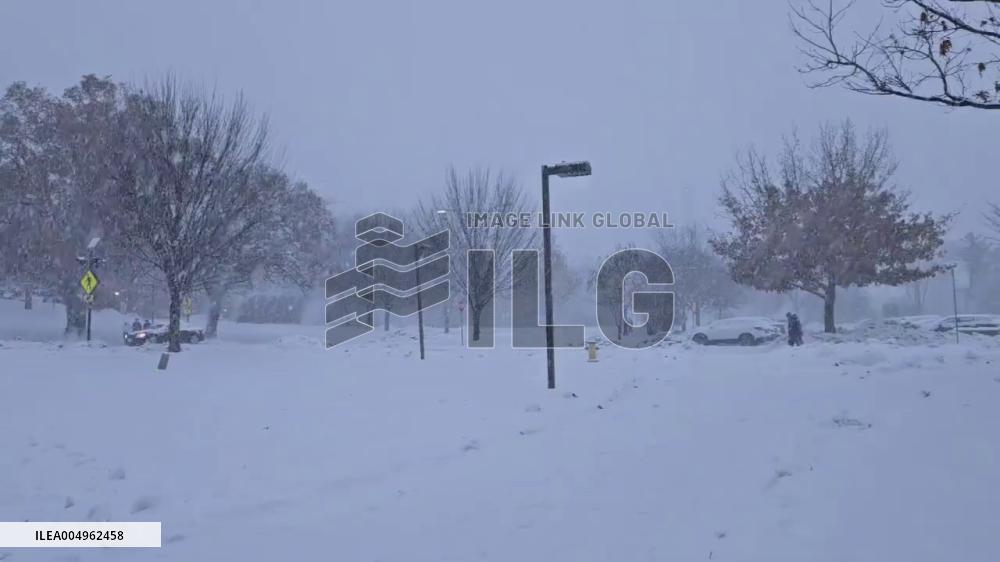 US: Fast-Moving Winter Storm Brings Heavy Snow to Iowa