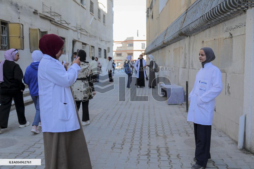 Al Azhar University in Gaza Reopens Dentistry Faculty - Palestine