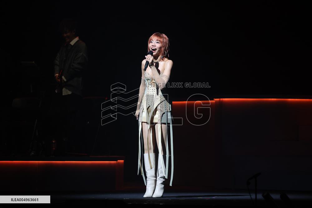 Female Singer Pei Yu Hung Concert in Taipei