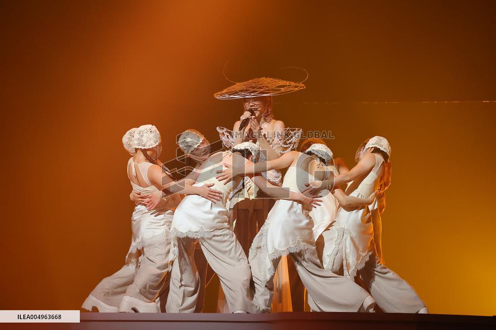 Female Singer Pei Yu Hung Concert in Taipei