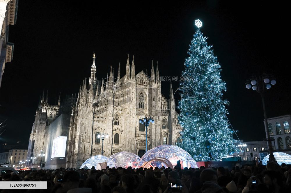 Christmas Tree Lighting Ceremony - Milan