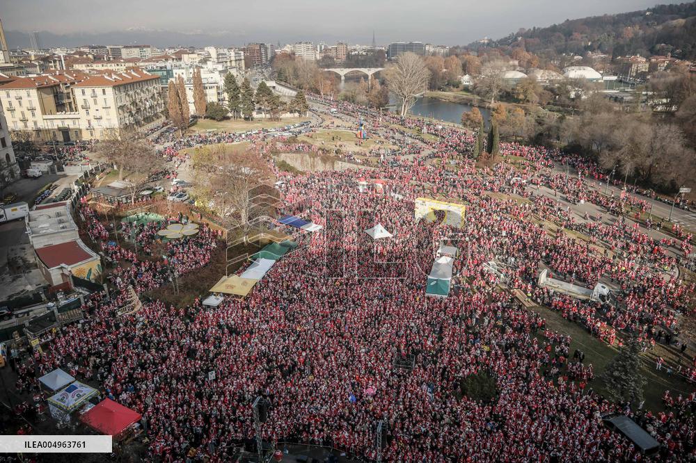 Traditional Santa Claus Gathering - Turin