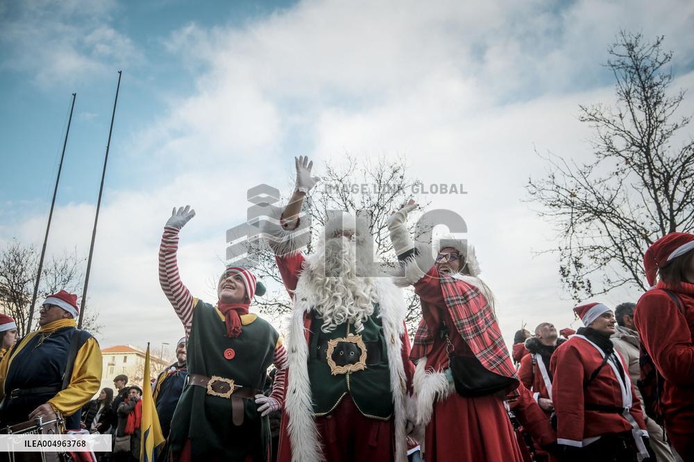 Traditional Santa Claus Gathering - Turin