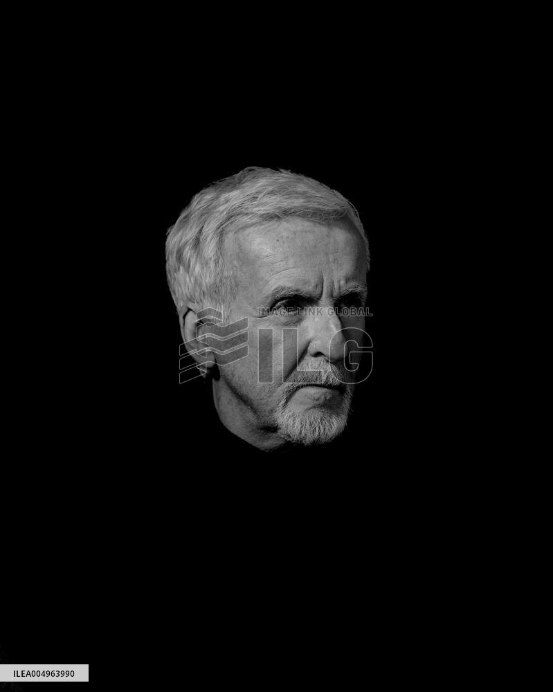 James Cameron Portrait - Paris