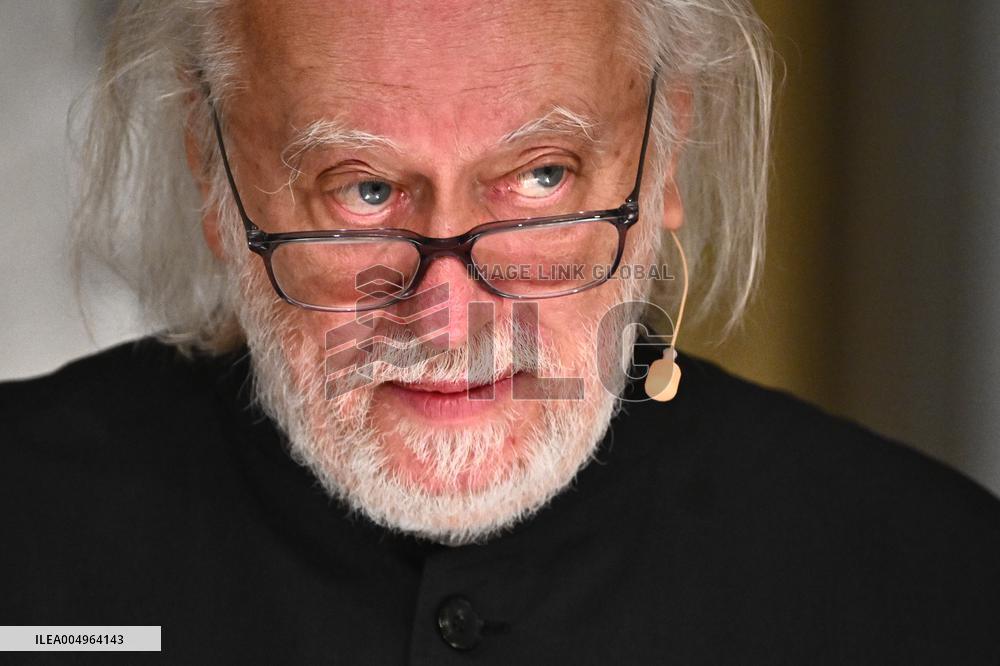 NOBEL LECTURE LITERATURE 2025