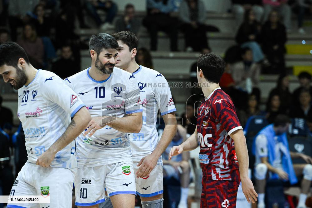 VOLLEY - Superlega Serie A - Cisterna Volley vs Gas Sales Bluenergy Piacenza 1-3 (25-21, 23-25,22-25,18-25)