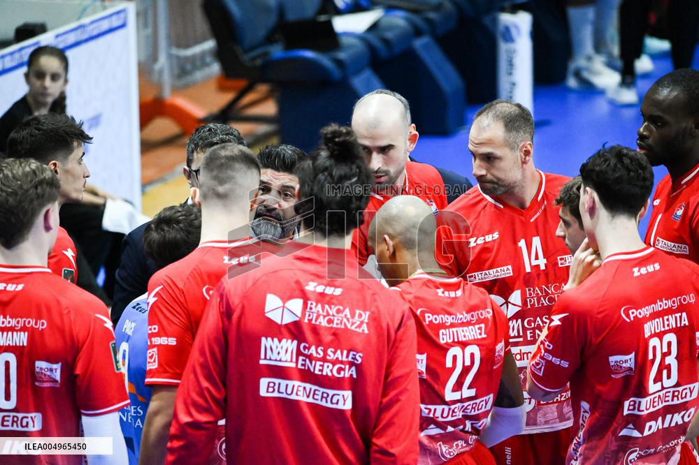 VOLLEY - Superlega Serie A - Cisterna Volley vs Gas Sales Bluenergy Piacenza 1-3 (25-21, 23-25,22-25,18-25)