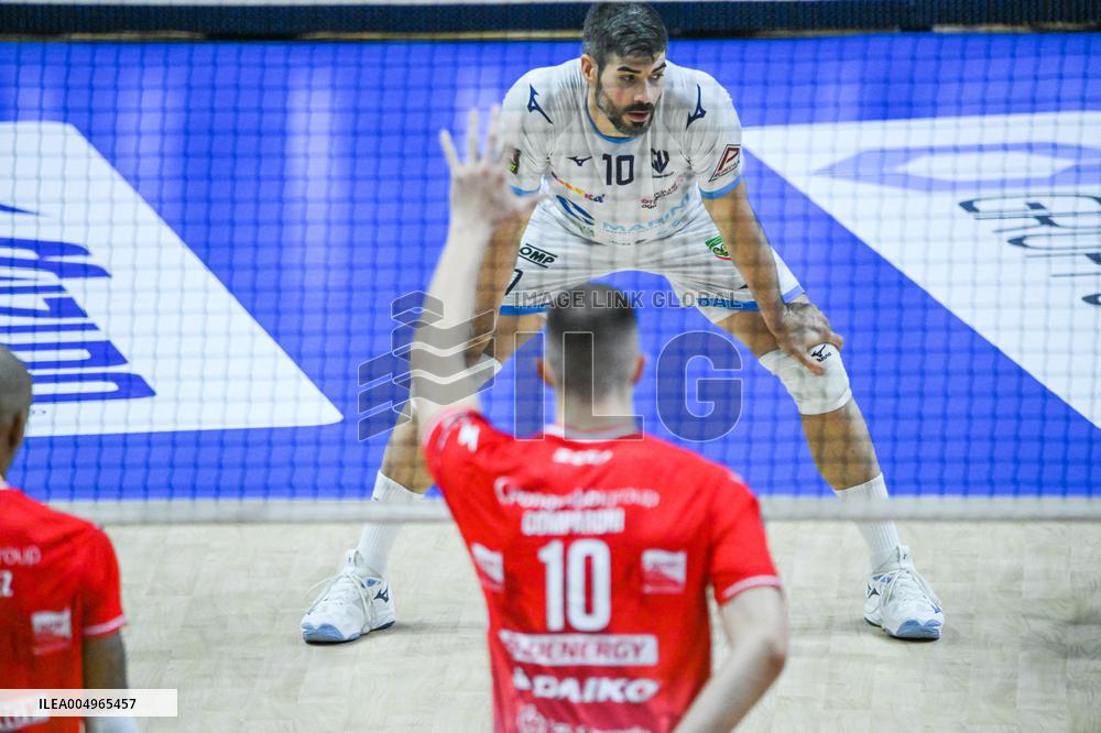 VOLLEY - Superlega Serie A - Cisterna Volley vs Gas Sales Bluenergy Piacenza 1-3 (25-21, 23-25,22-25,18-25)