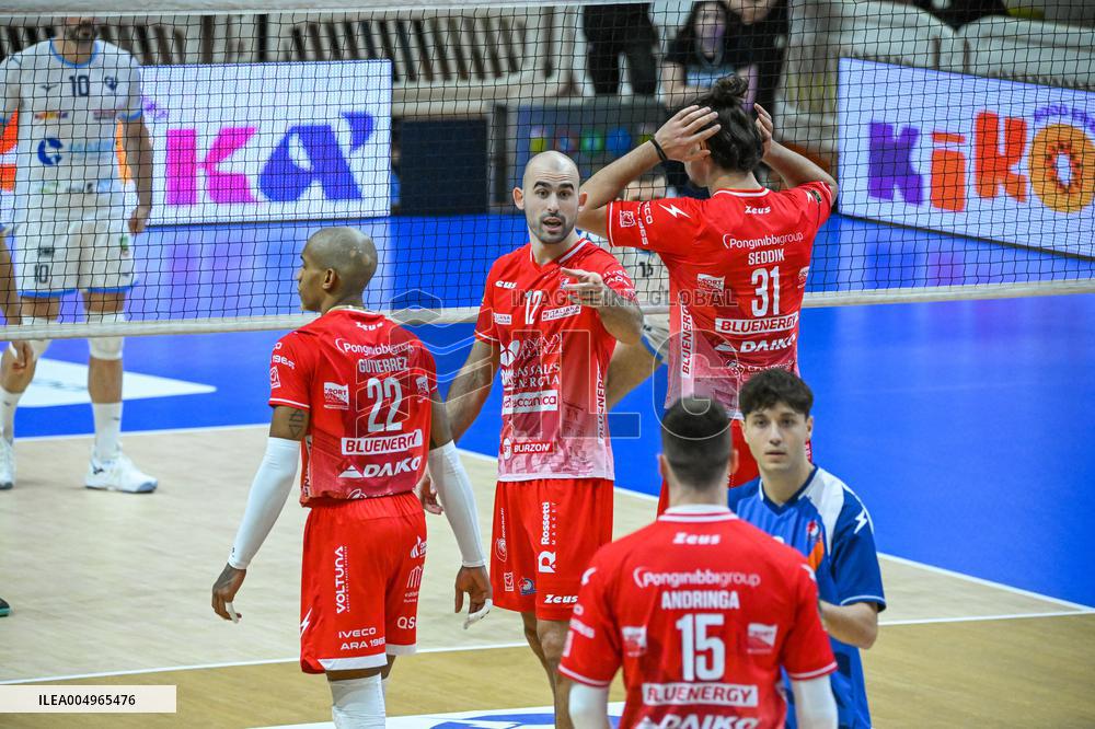 VOLLEY - Superlega Serie A - Cisterna Volley vs Gas Sales Bluenergy Piacenza 1-3 (25-21, 23-25,22-25,18-25)
