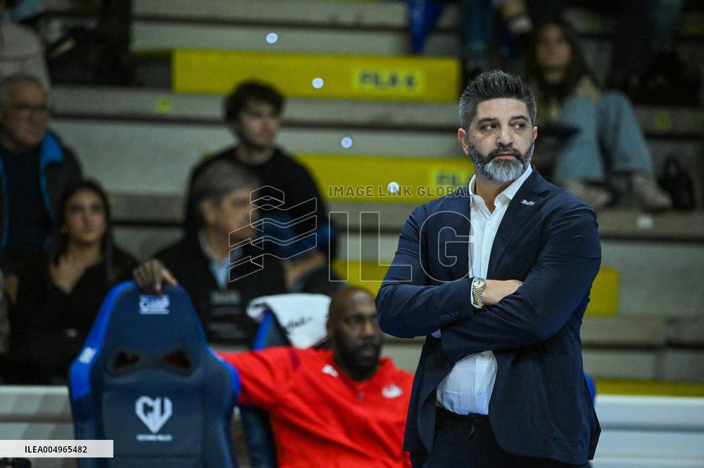 VOLLEY - Superlega Serie A - Cisterna Volley vs Gas Sales Bluenergy Piacenza 1-3 (25-21, 23-25,22-25,18-25)
