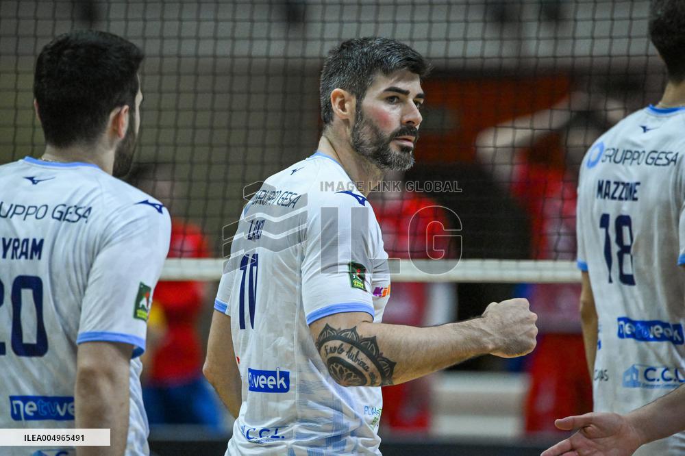 VOLLEY - Superlega Serie A - Cisterna Volley vs Gas Sales Bluenergy Piacenza 1-3 (25-21, 23-25,22-25,18-25)