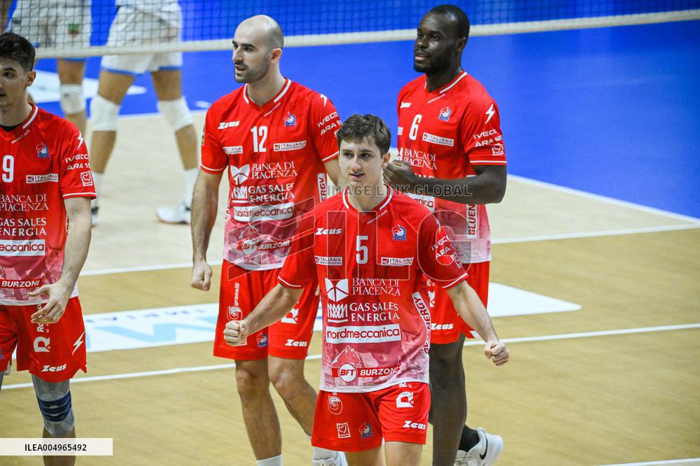 VOLLEY - Superlega Serie A - Cisterna Volley vs Gas Sales Bluenergy Piacenza 1-3 (25-21, 23-25,22-25,18-25)