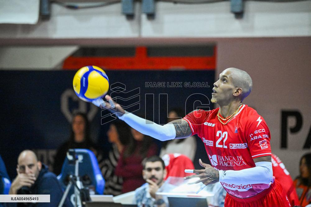 VOLLEY - Superlega Serie A - Cisterna Volley vs Gas Sales Bluenergy Piacenza 1-3 (25-21, 23-25,22-25,18-25)