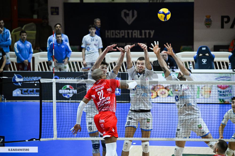 VOLLEY - Superlega Serie A - Cisterna Volley vs Gas Sales Bluenergy Piacenza 1-3 (25-21, 23-25,22-25,18-25)